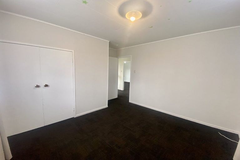Photo of property in 52 Boundary Road, Clover Park, Auckland, 2019