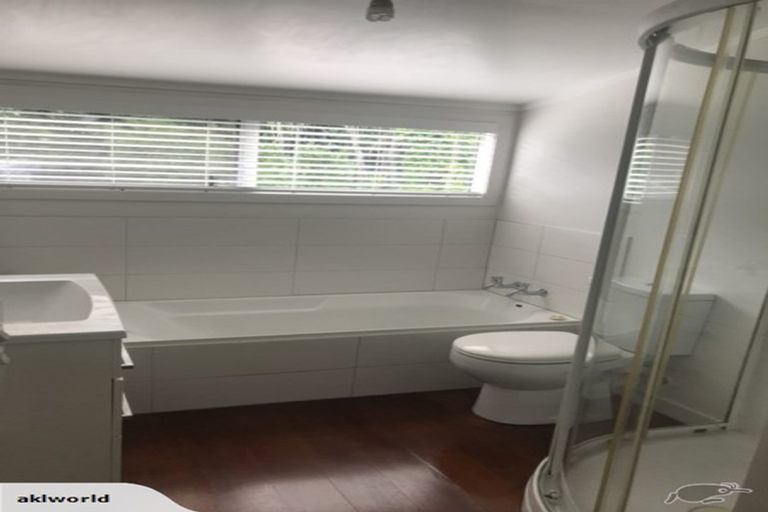 Photo of property in 60 Waitea Road, Muriwai, Waimauku, 0881