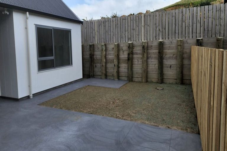 Photo of property in 17 Lemonwood Way, Woodridge, Wellington, 6037