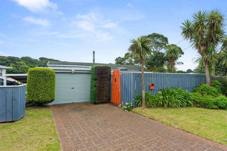 Photo of property in 31 Leinster Avenue, Raumati South, Paraparaumu, 5032