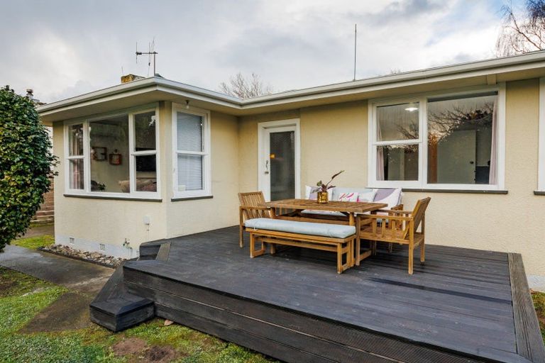 Photo of property in 47 Parkland Crescent, Terrace End, Palmerston North, 4410