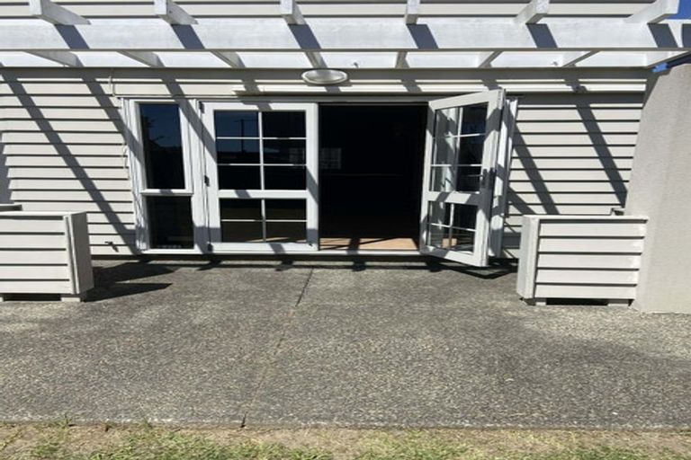 Photo of property in 40 Mulvaney Crescent, Henderson, Auckland, 0612