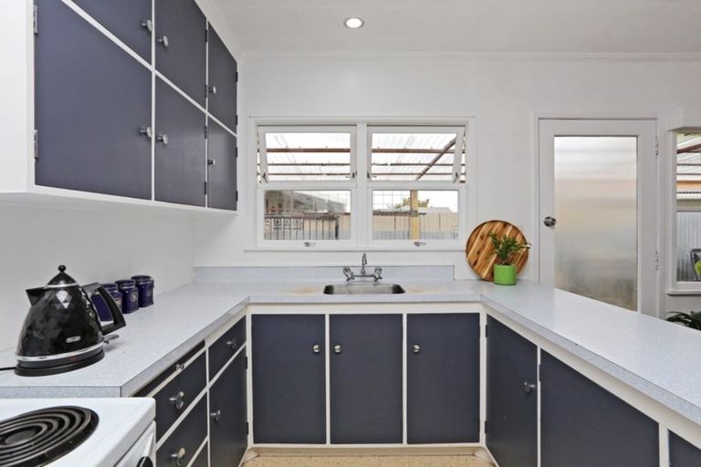 Photo of property in 38b Taradale Road, Marewa, Napier, 4110