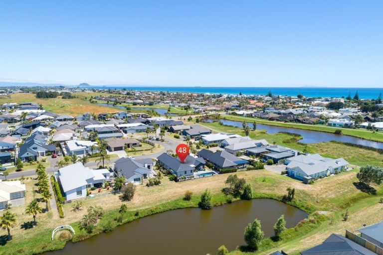Photo of property in 48 Cassinia Close, Papamoa Beach, Papamoa, 3118