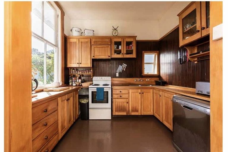 Photo of property in 26 Disley Street, Highbury, Wellington, 6012