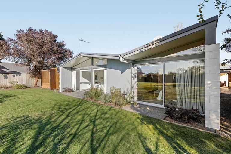 Photo of property in 443b Ilam Road, Bryndwr, Christchurch, 8052