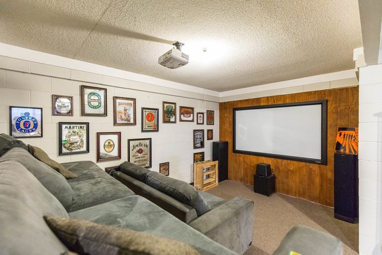 Photo of property in 7 Kahurangi Place, Hillpark, Auckland, 2102