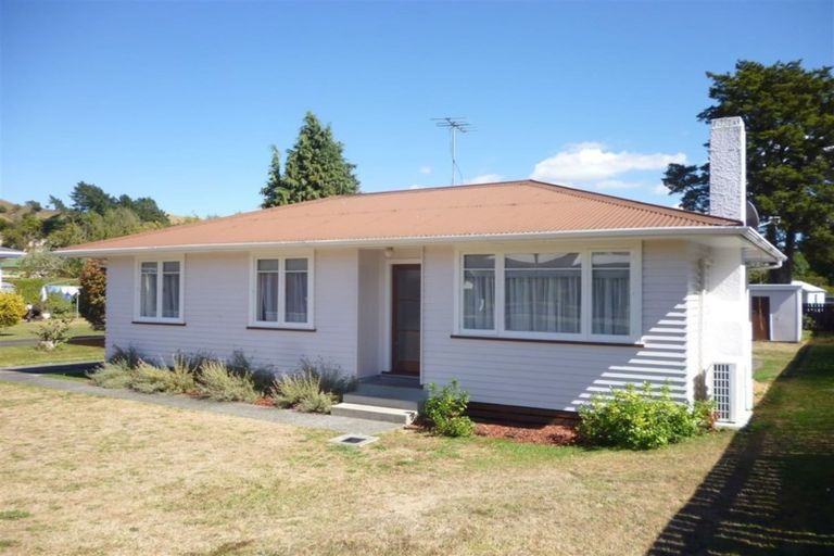 Photo of property in 37 Reu Street, Taumarunui, 3920
