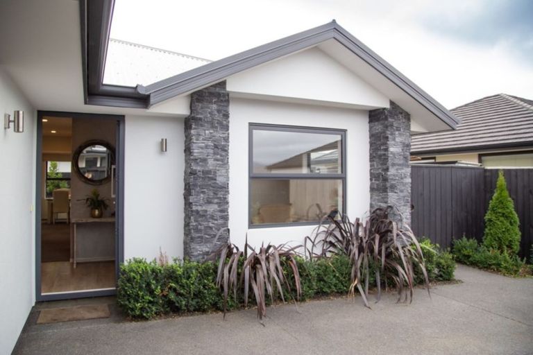 Photo of property in 48 Packard Crescent, Halswell, Christchurch, 8025