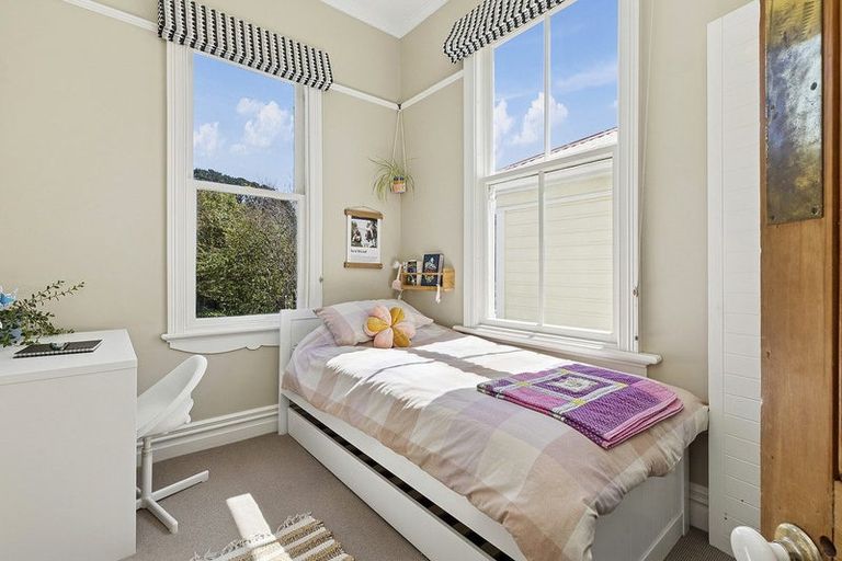 Photo of property in 8 Stanley Street, Berhampore, Wellington, 6023