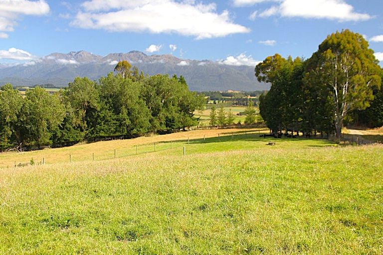 Photo of property in 88 Ridgedale Road, 9672