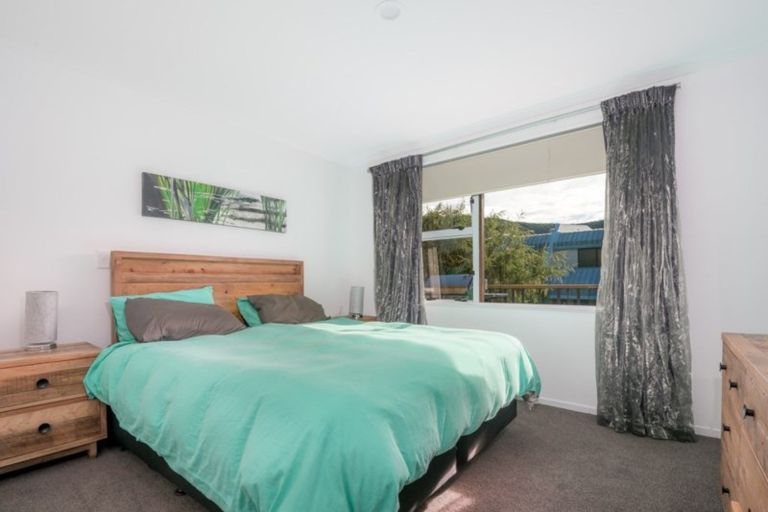 Photo of property in 289 Waikawa Road, Waikawa, Picton, 7220