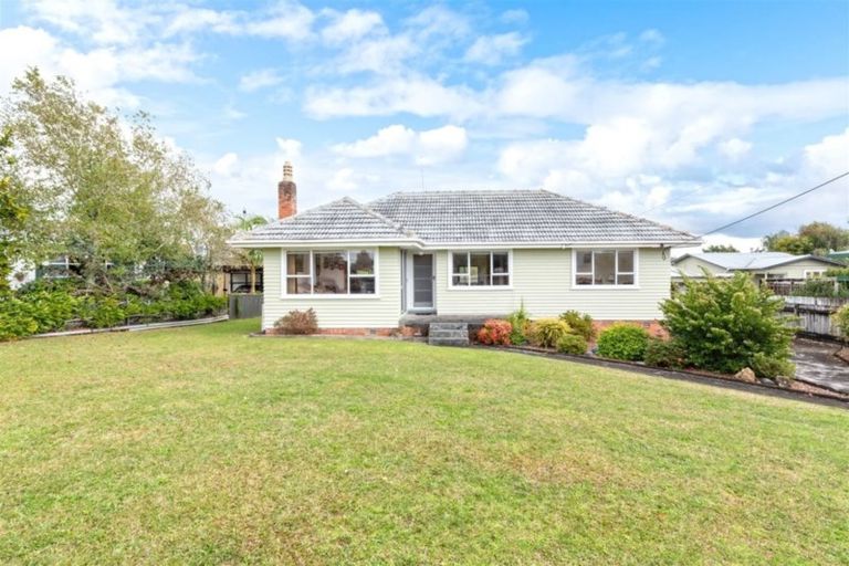 Photo of property in 676 Te Atatu Road, Te Atatu Peninsula, Auckland, 0610