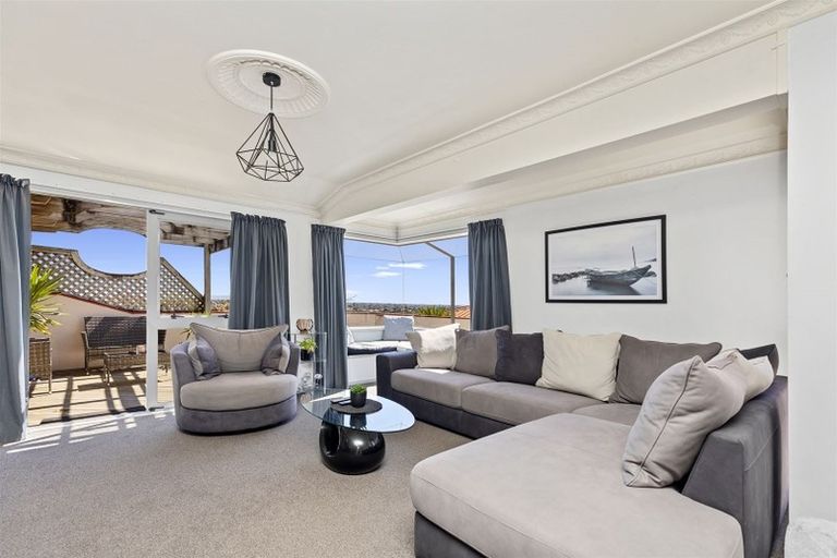 Photo of property in 60b Osprey Drive, Welcome Bay, Tauranga, 3112