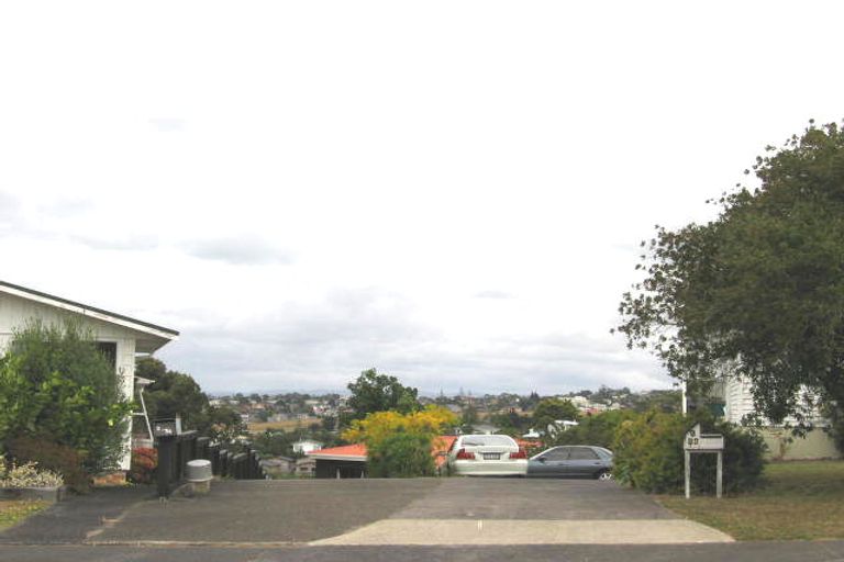 Photo of property in 2/54 Juniper Road, Sunnynook, Auckland, 0620