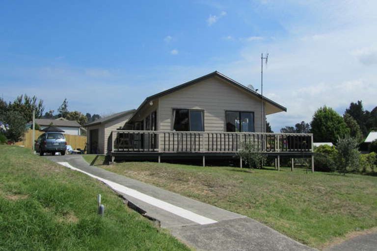 Photo of property in 101 Mckellar Place, Whangamata, 3620