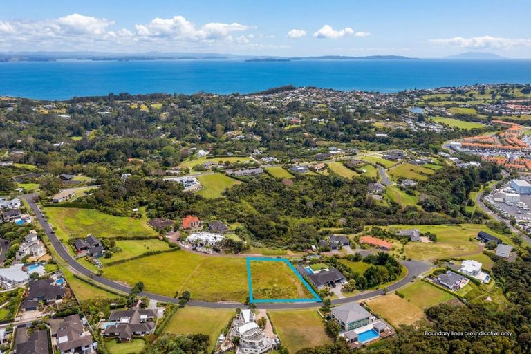 Photo of property in 27 Balboa Drive, Matakatia, Whangaparaoa, 0930