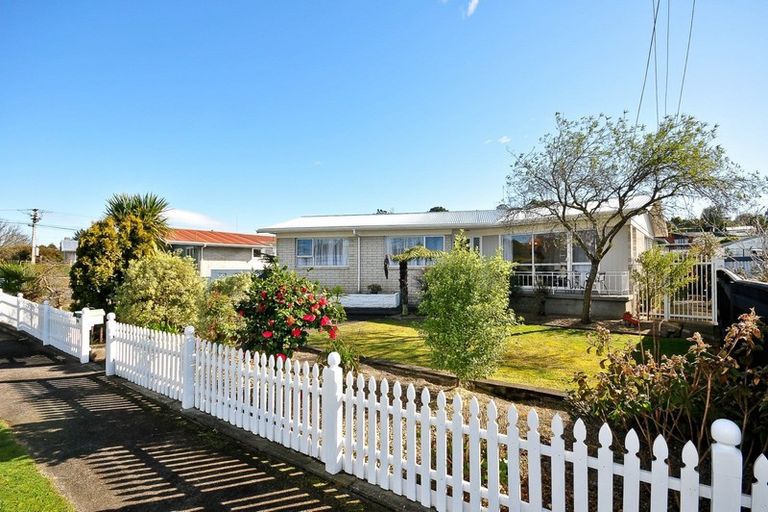 Photo of property in 194 Whatawhata Road, Dinsdale, Hamilton, 3204