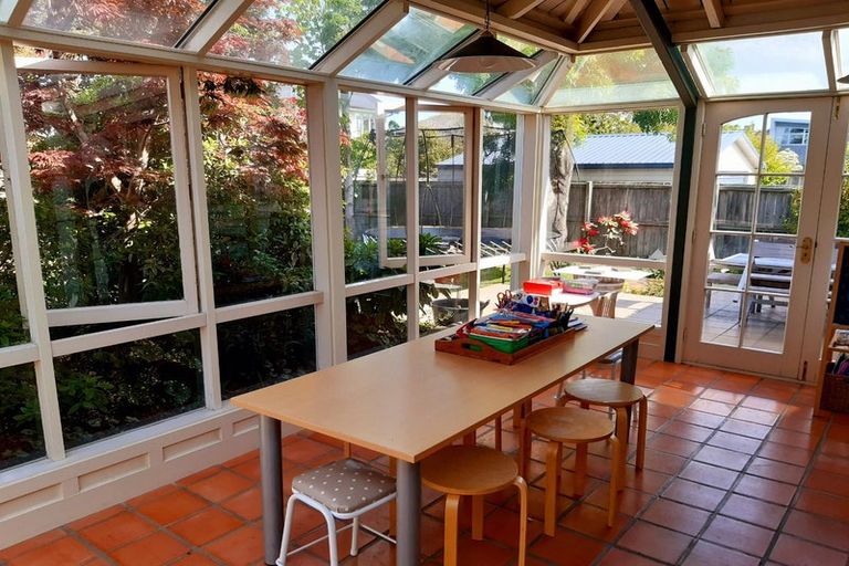 Photo of property in 8 Otara Street, Ilam, Christchurch, 8053