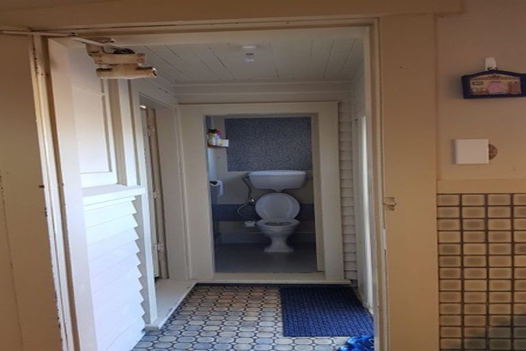 Photo of property in 16 Trafalgar Street, Johnsonville, Wellington, 6037