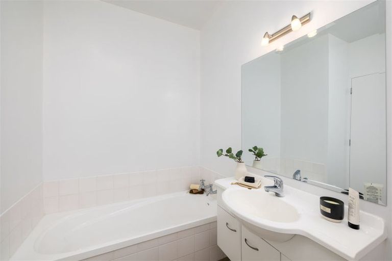 Photo of property in 20a George Street, Riccarton, Christchurch, 8041