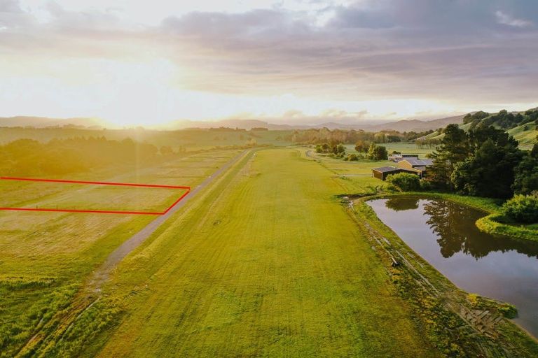 Photo of property in 14 Turaki Lane, Kaipara Flats, Warkworth, 0981