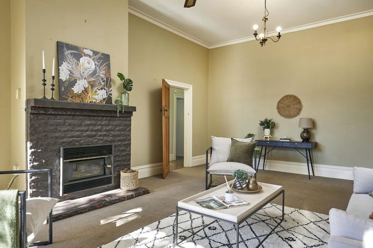 Photo of property in 125 Wellington Street, Picton, 7220