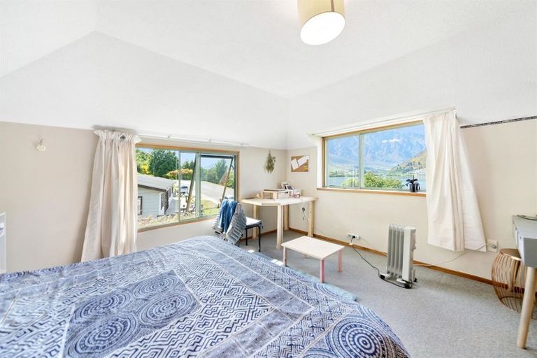 Photo of property in 5 Marina Drive, Frankton, Queenstown, 9300