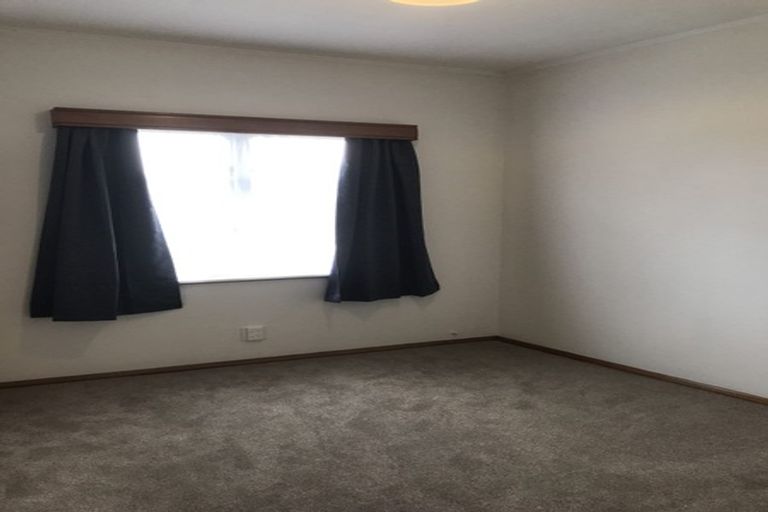 Photo of property in 16 Strathmore Avenue, Strathmore Park, Wellington, 6022