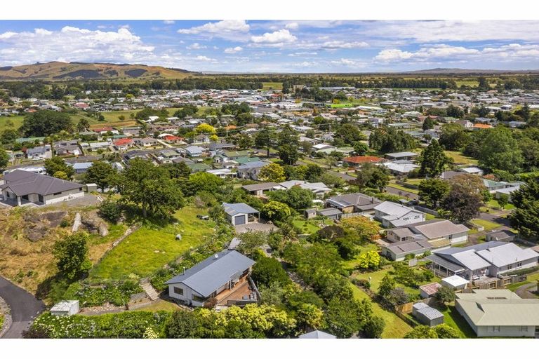 Photo of property in 27a Hill Street, Paeroa, 3600