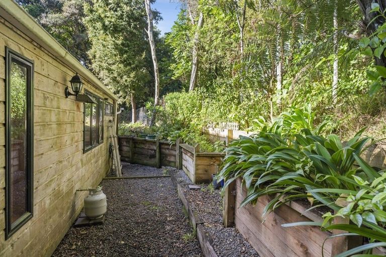 Photo of property in 32 Latitude Close, Whitby, Porirua, 5024