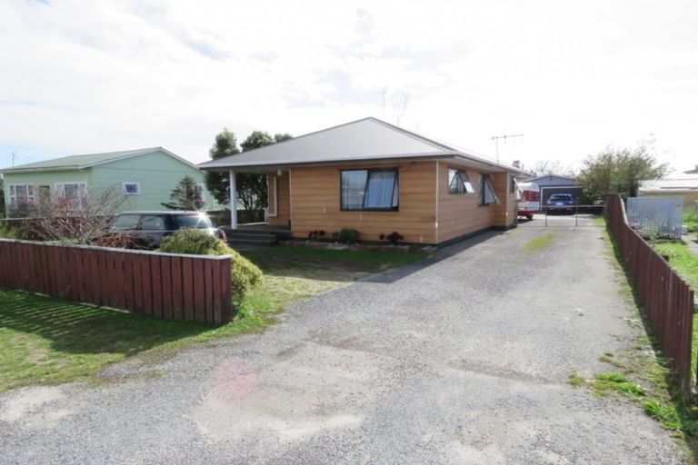 Photo of property in 23 Coates Street, Westport, 7825