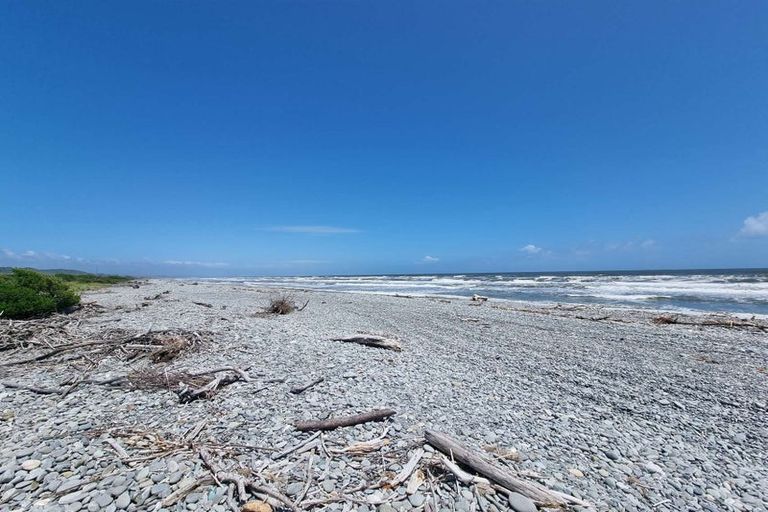 Photo of property in 130 Blake Street, Blaketown, Greymouth, 7805