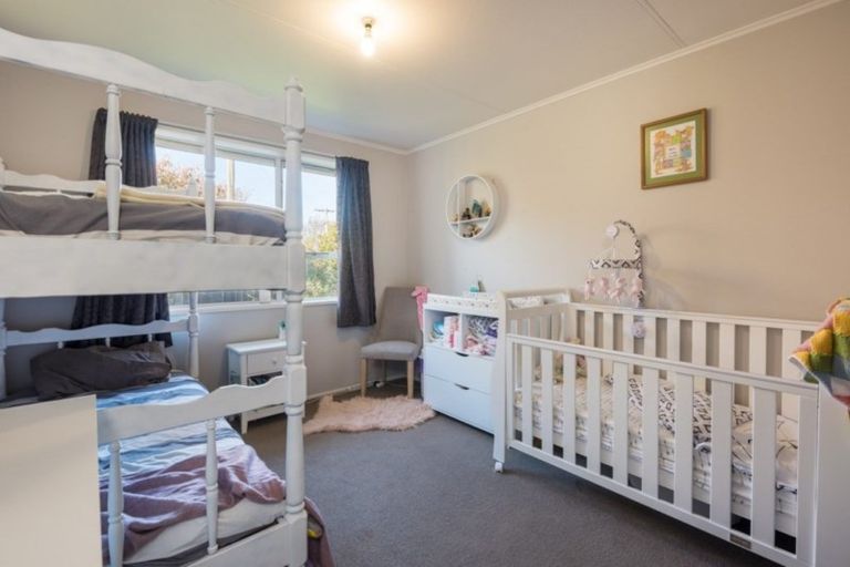 Photo of property in 2 Lynley Crescent, Blenheim, 7201