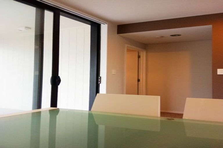 Photo of property in 5/10 Silver Moon Road, Albany Heights, Auckland, 0632