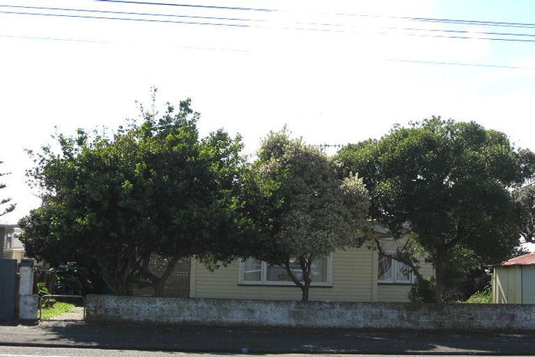 Photo of property in 196 Puriri Street, Castlecliff, Whanganui, 4501