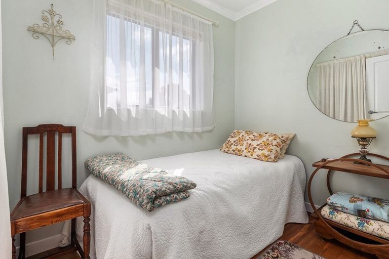 Photo of property in 26 Riverton Road, Mount Maunganui, 3116