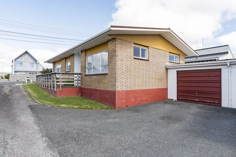 Photo of property in 1/147 Lemon Street, Strandon, New Plymouth, 4312