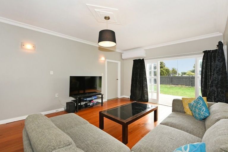 Photo of property in 158 Naenae Road, Naenae, Lower Hutt, 5011