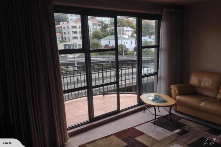 Photo of property in Atrium Towers, 4q/154 The Terrace, Wellington Central, Wellington, 6011