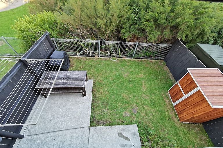 Photo of property in 35 Tonuitanga Street, Weymouth, Auckland, 2103