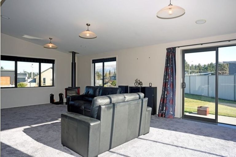 Photo of property in 16 Chandler Crescent, Clyde, 9330