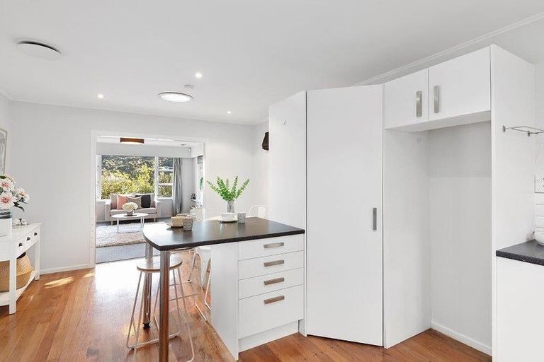 Photo of property in 99 Thomas Street, Stokes Valley, Lower Hutt, 5019