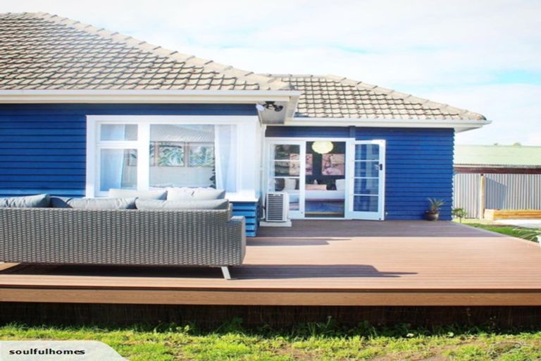 Photo of property in 70 Neill Street, Hornby, Christchurch, 8042