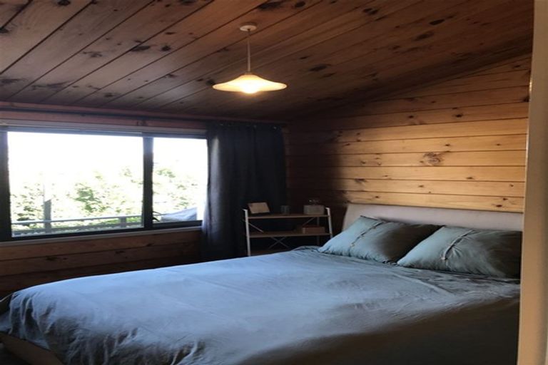 Photo of property in 12 Wesleydale Place, Papakura, 2110