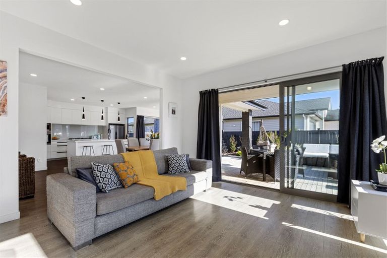 Photo of property in 191 Matua Road, Kumeu, 0810