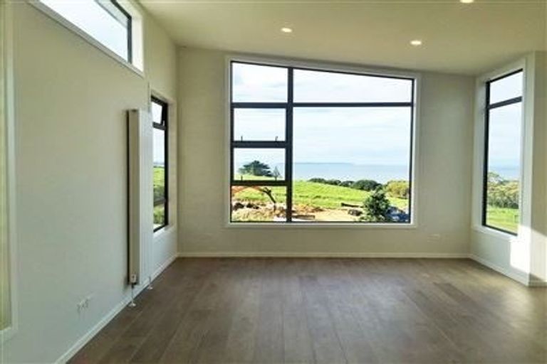 Photo of property in 14 Bearing Parade, Long Bay, Auckland, 0630
