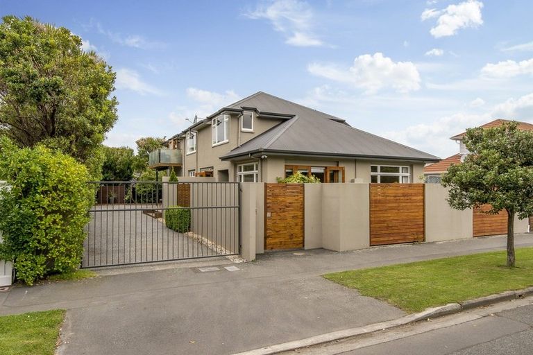 Photo of property in 40 Celia Street, Redcliffs, Christchurch, 8081
