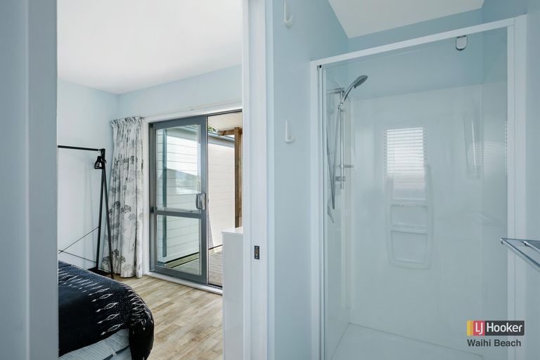 Photo of property in 37 Seaforth Road, Waihi Beach, 3611