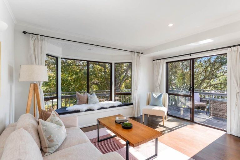 Photo of property in 16 Mawson Avenue, Torbay, Auckland, 0630
